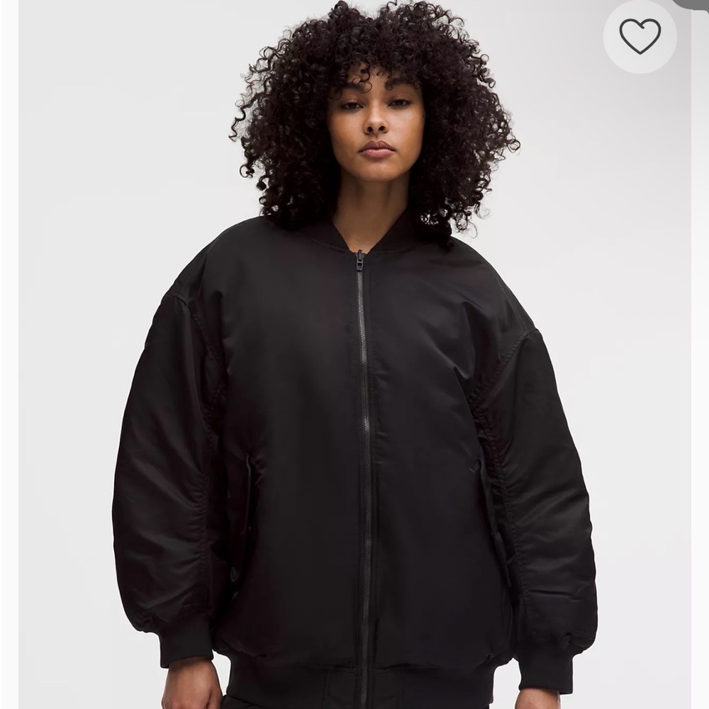 NWT Lululemon Reversible Oversized Down Black Bomber Jacket size Medium